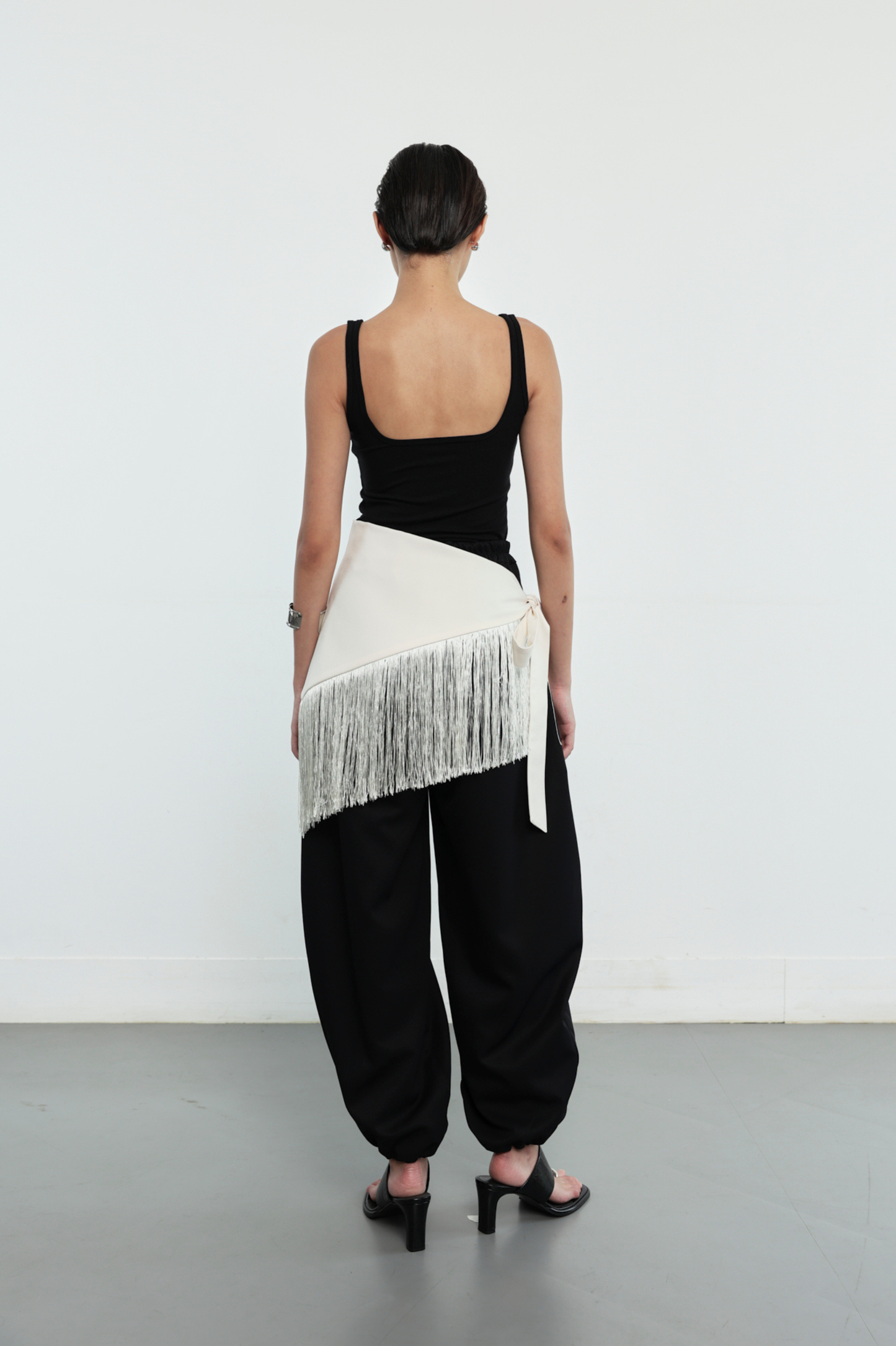 (PO) Fringe Belt - Ivory
