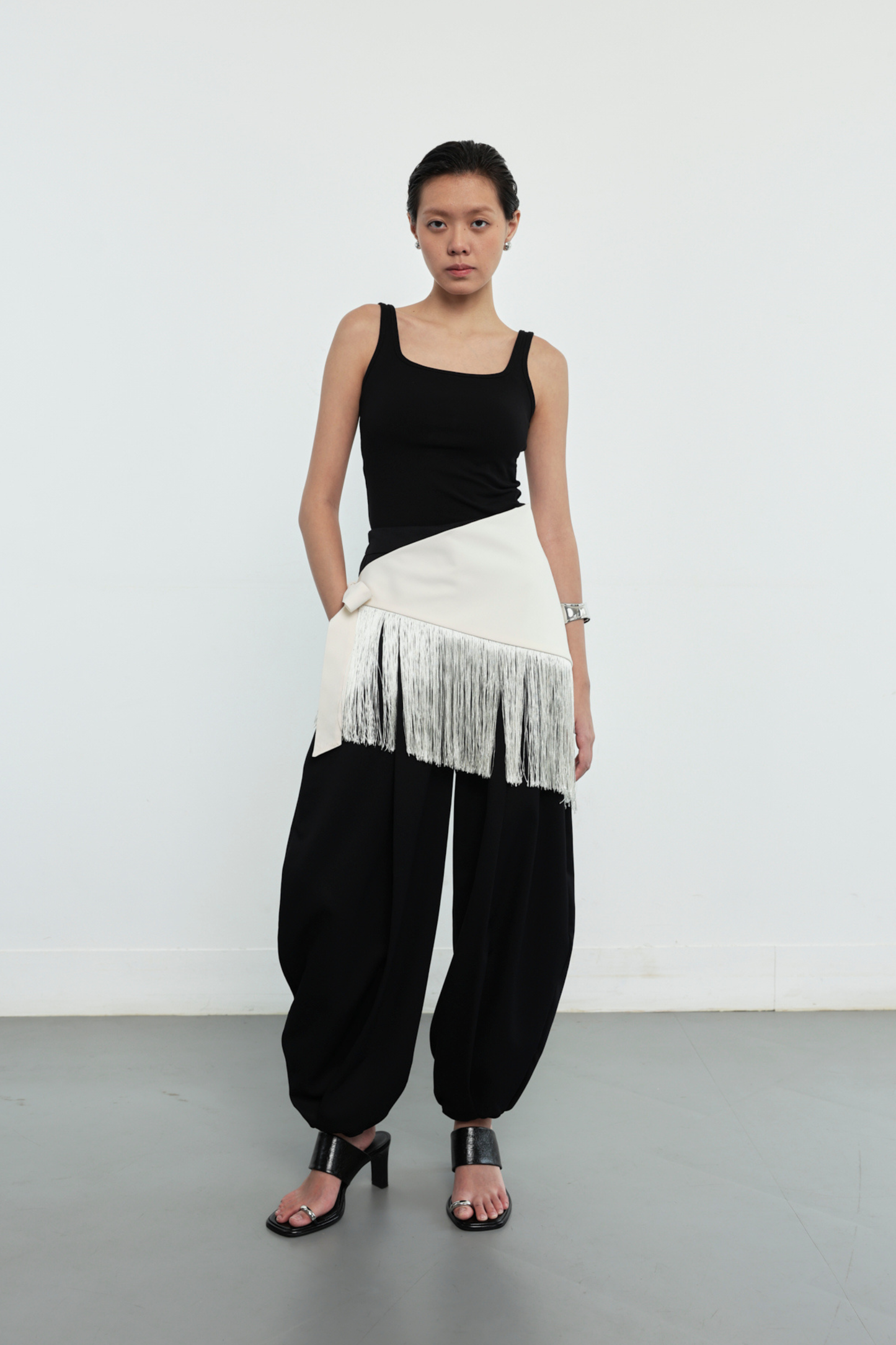 (PO) Fringe Belt - Ivory