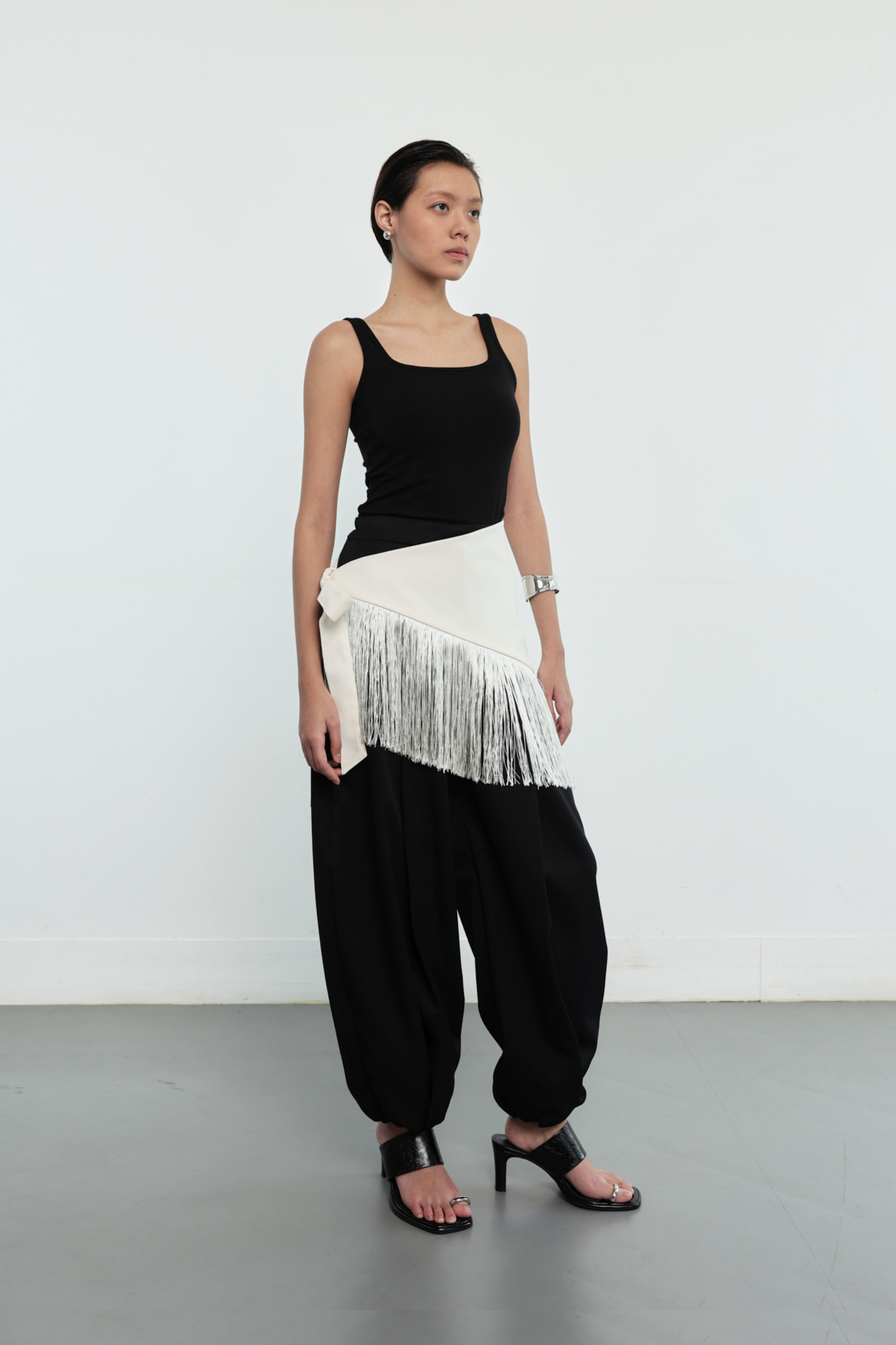 (PO) Fringe Belt - Ivory