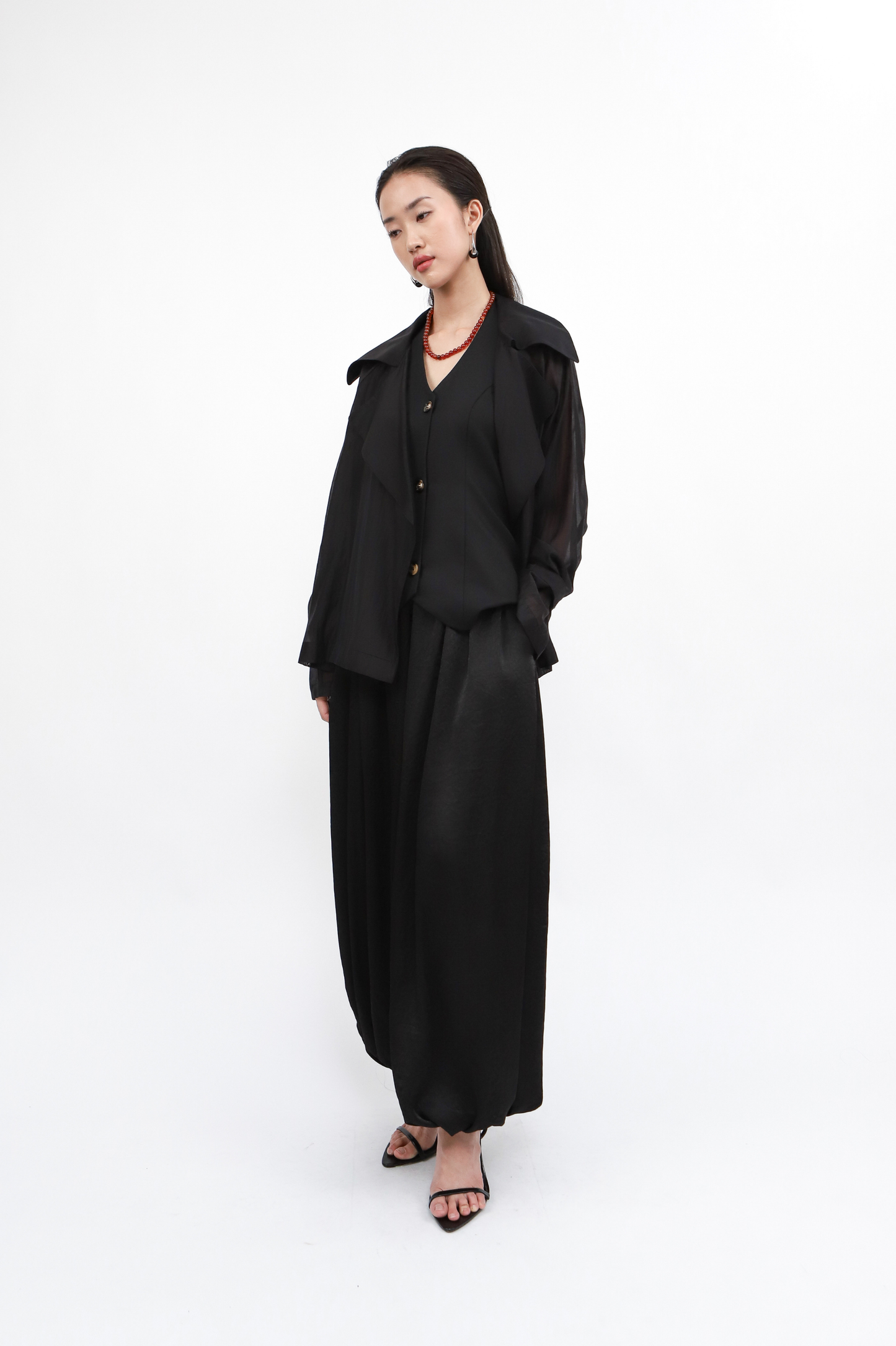 Claire Outer - Black