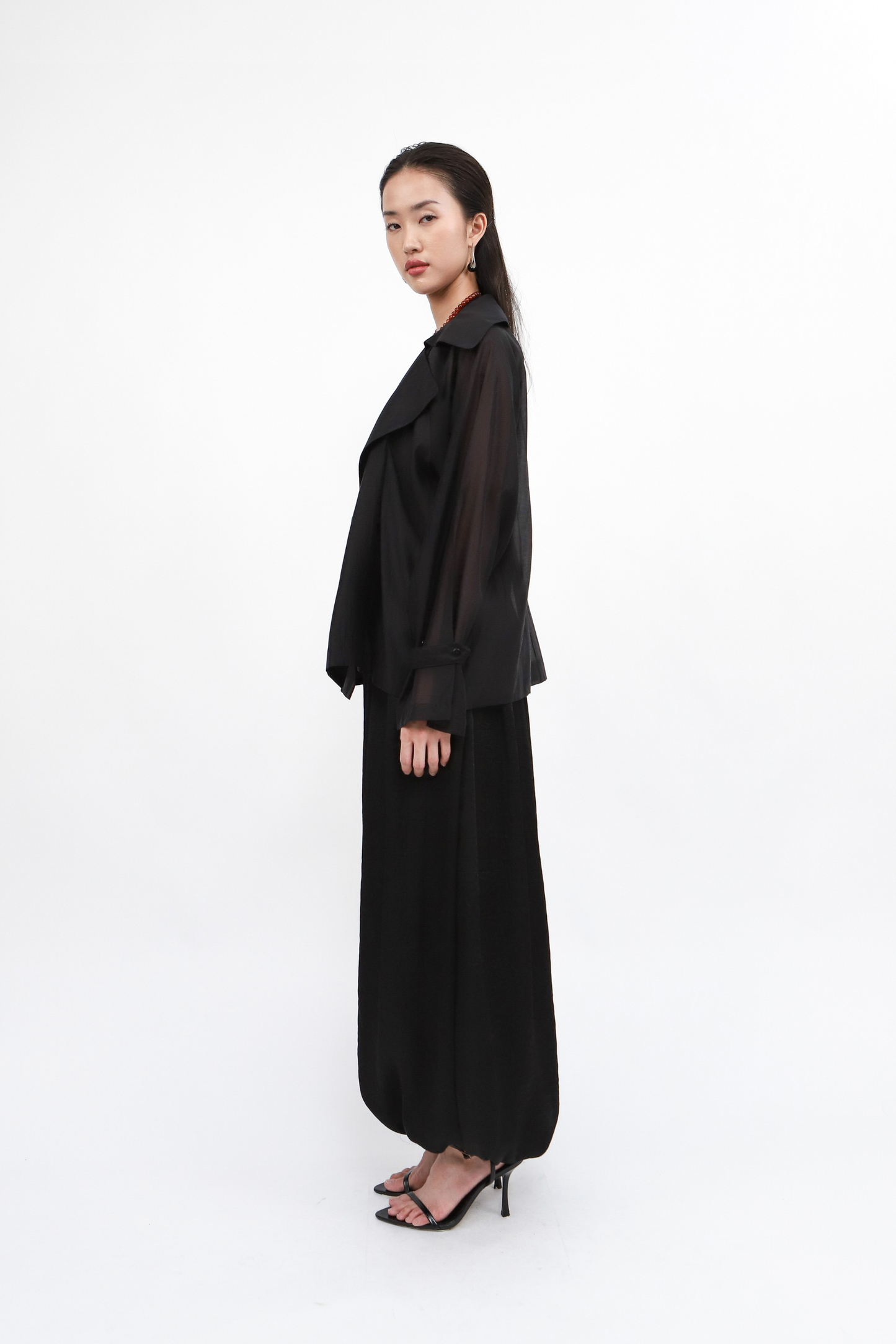 Claire Outer - Black