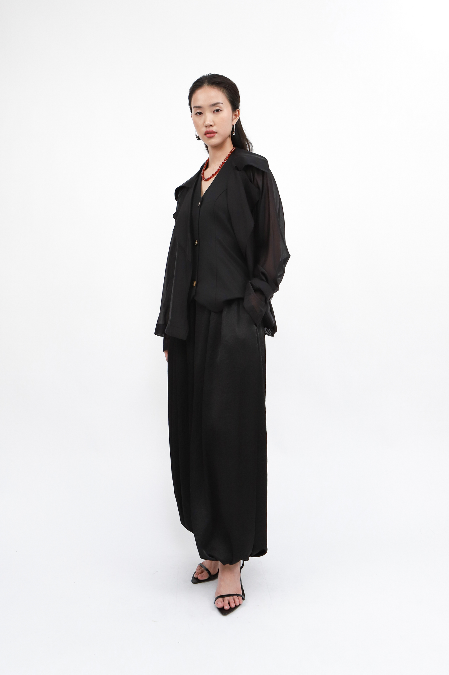 Claire Outer - Black