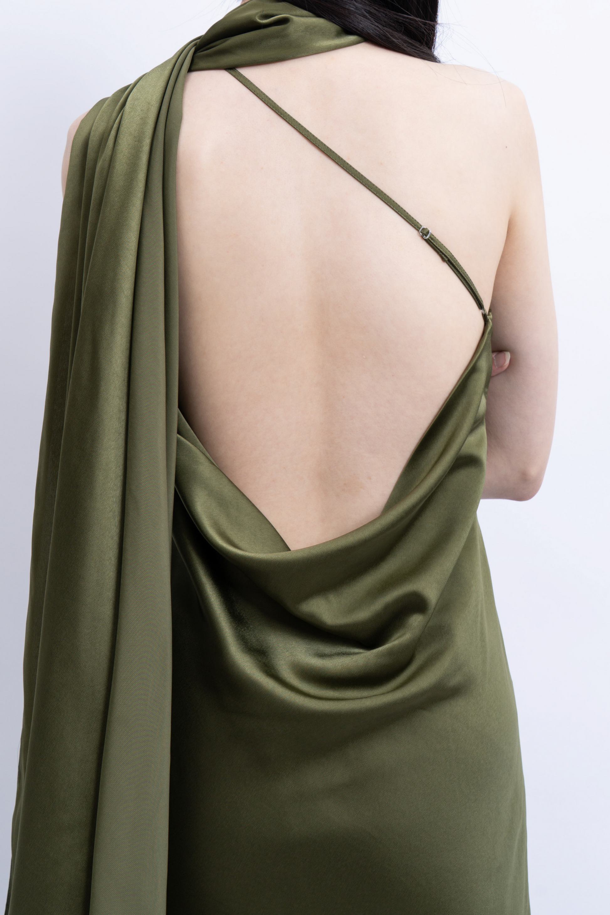 nail polish with dark green dress Meere Dress